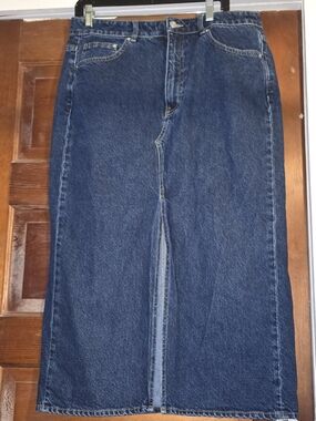 H&M Dark Blue Straight-Leg Denim Skirt